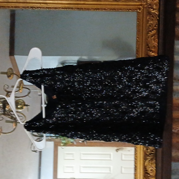 Kong Black Wool Garment with Beaded Detail - Picture 2 of 4